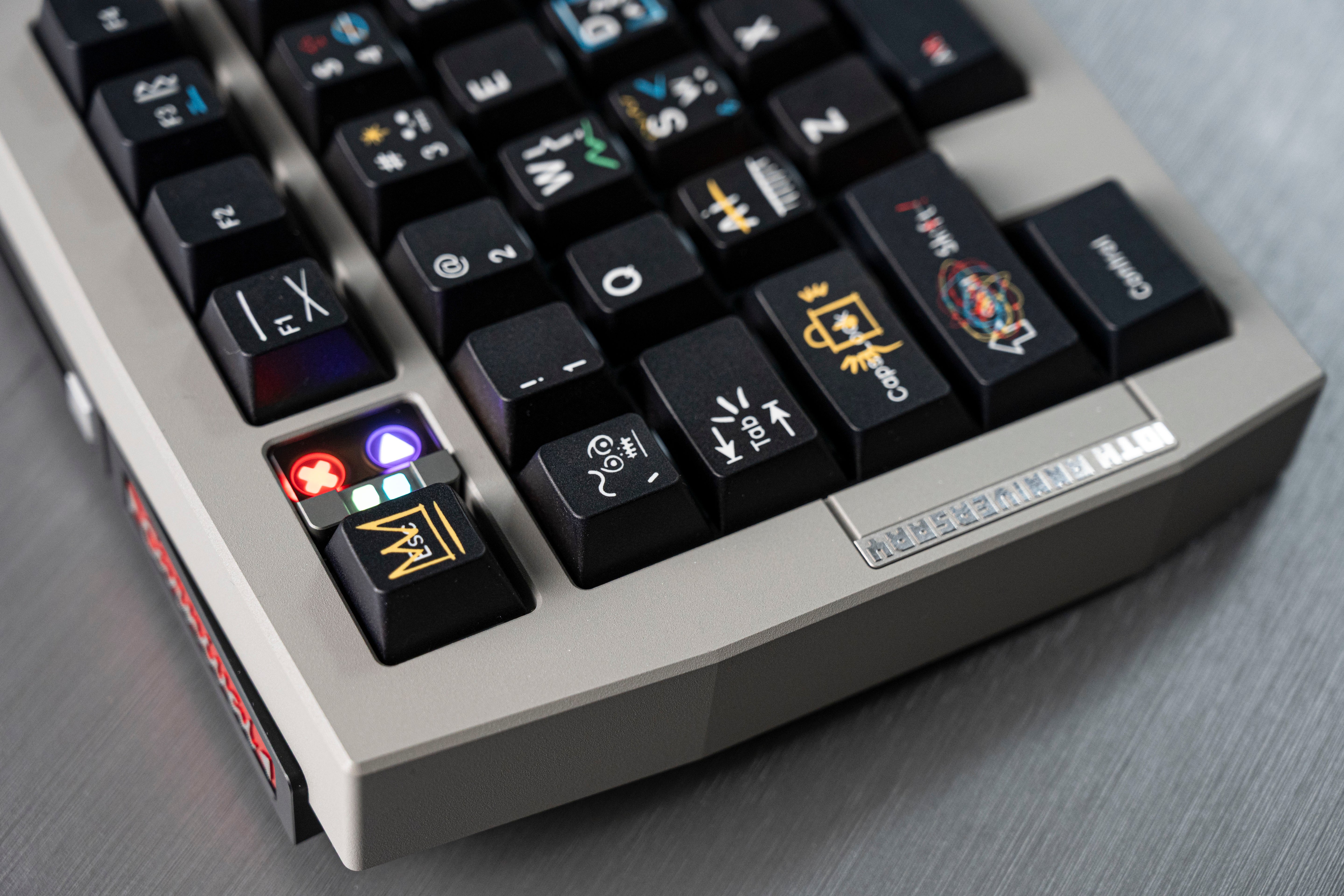 Doodlecaps Nakseo Black