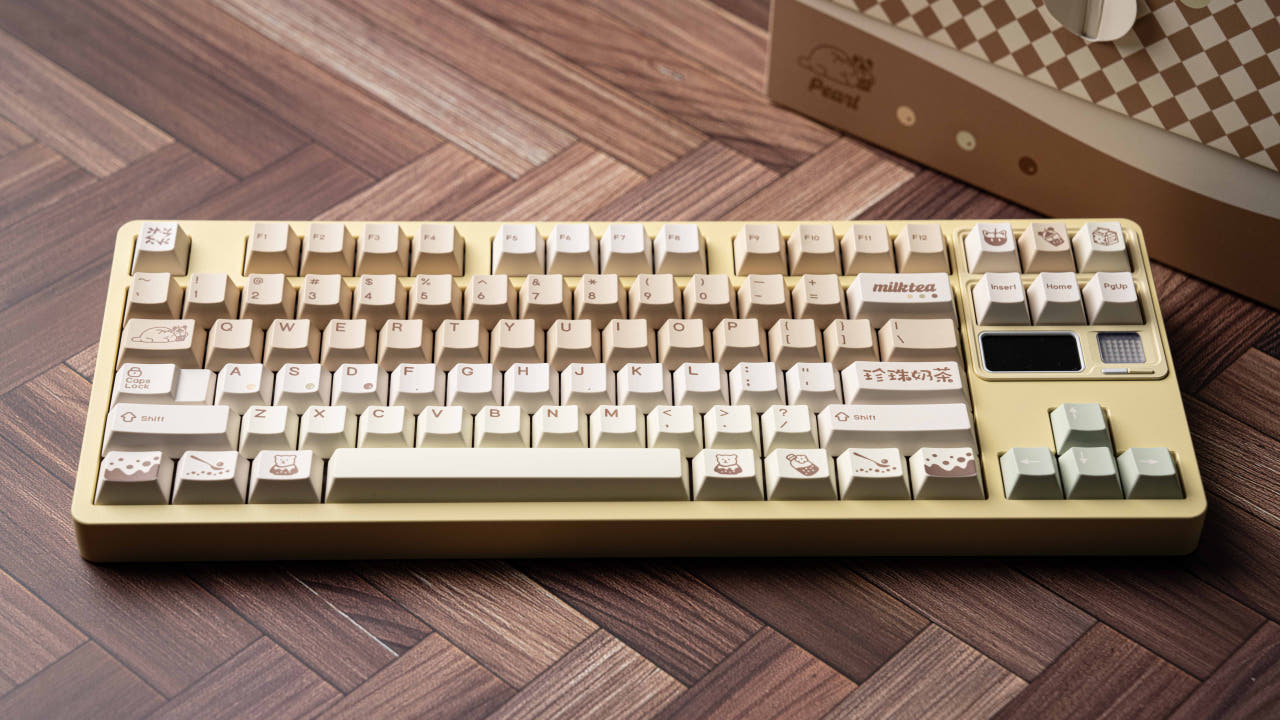 Qwertykeys Milk Tea Keycaps