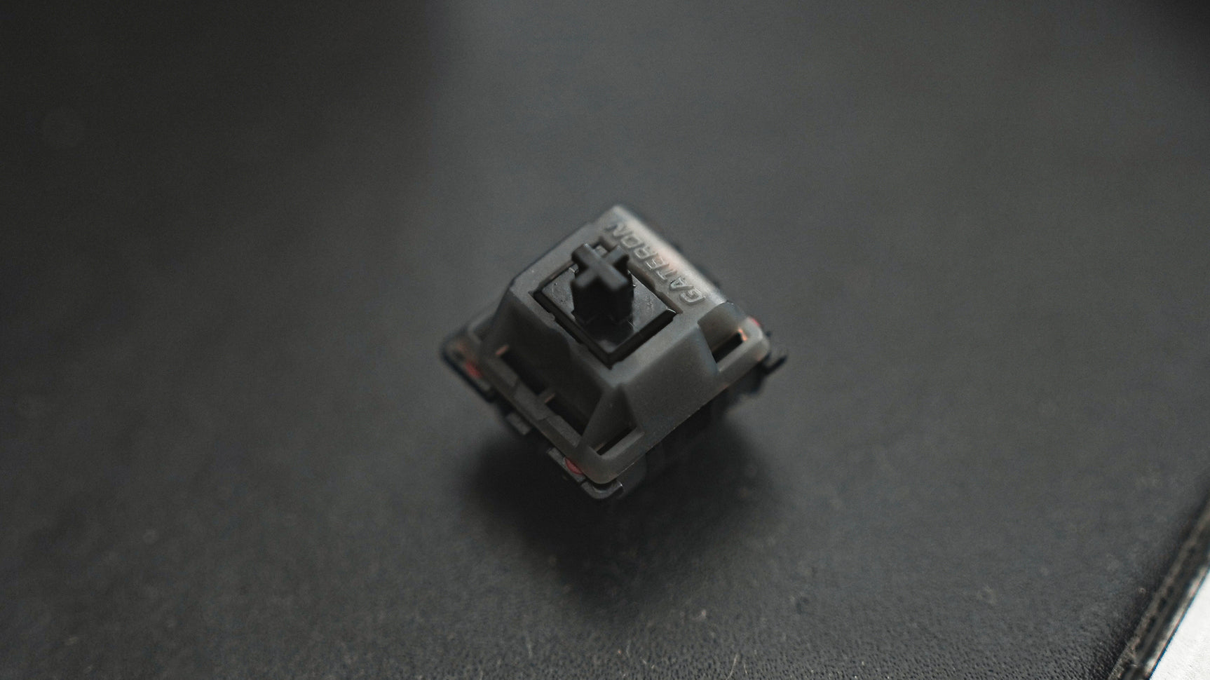 SW x Gateron Deep ink Linear Switch