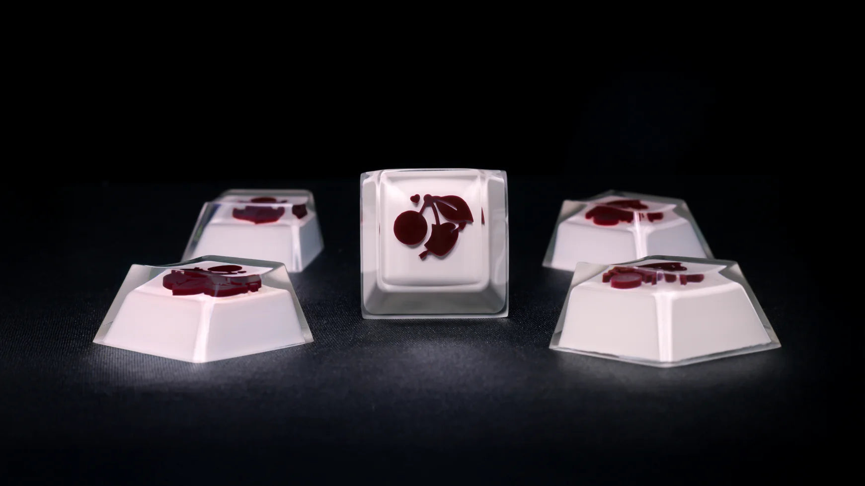 [Group-Buy] GMK CYL Cherry Love