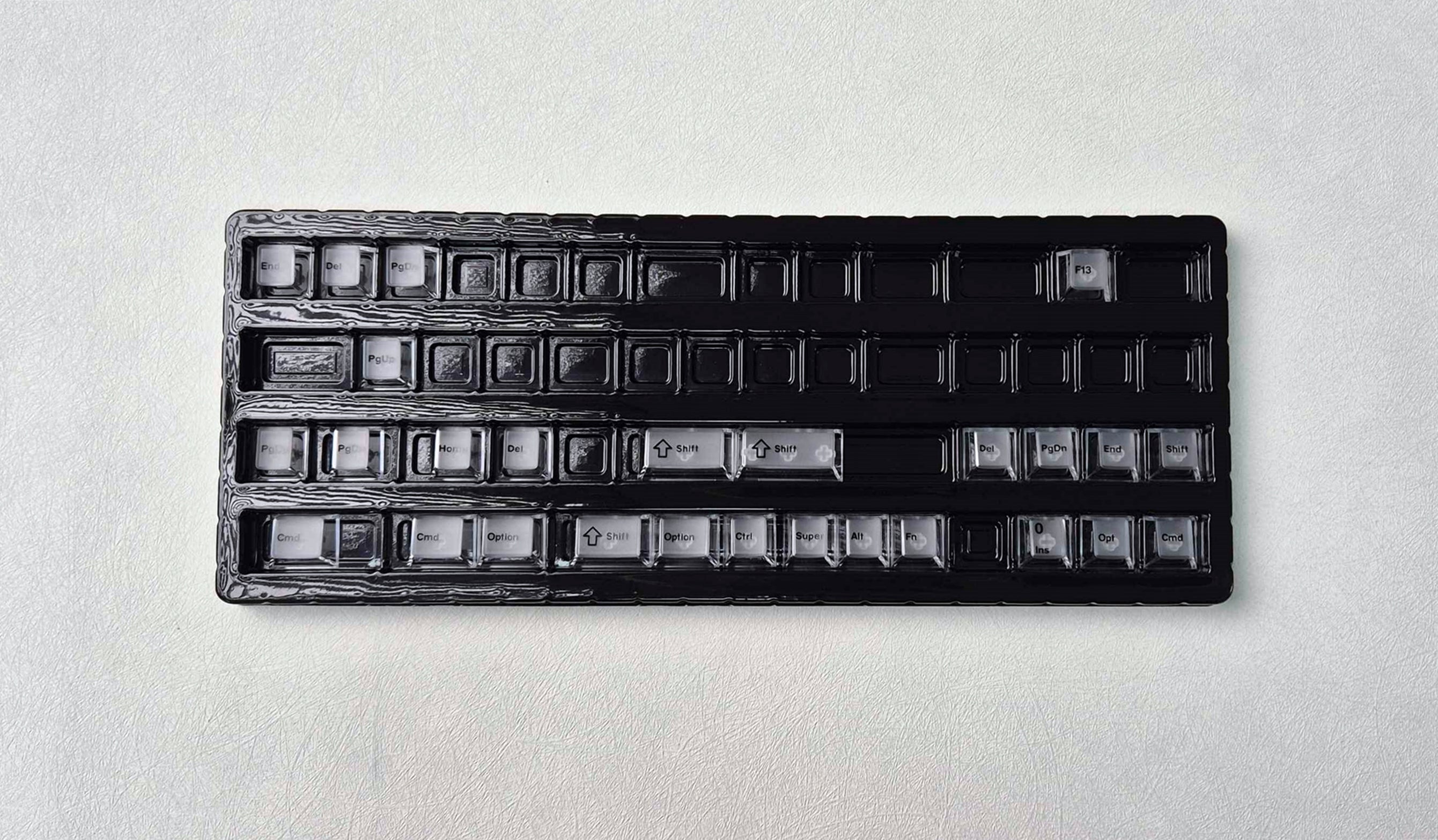 SW Transparent & Black Keycaps